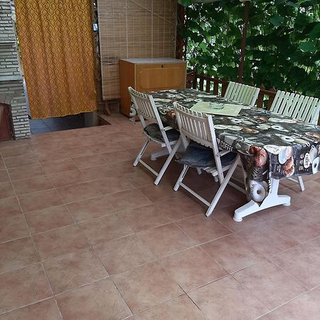 Agancs Vendeghaz Otel Balatonszárszó Dış mekan fotoğraf
